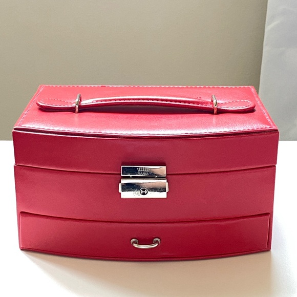 Red Jewelry Organizer Box - Picture 6 of 6